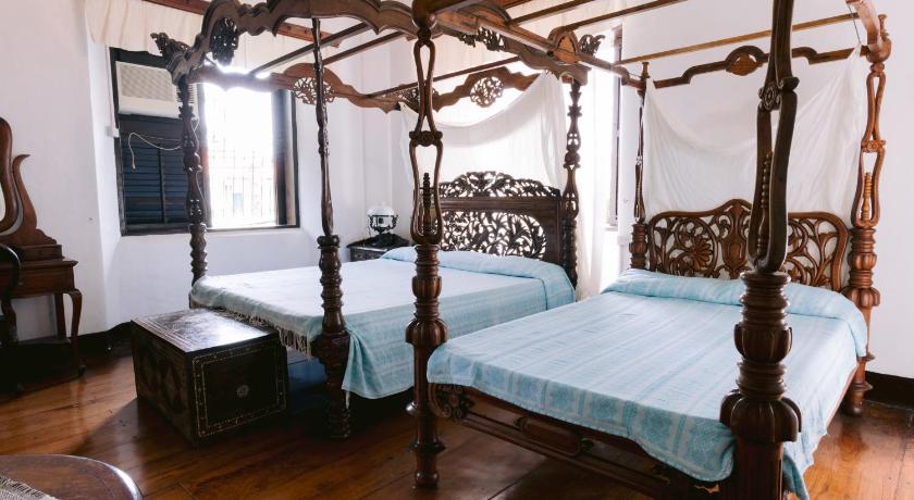 Image of Deluxe Double Room with Balcony 1