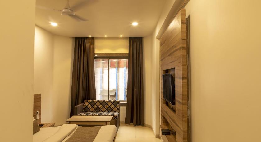 Hotel Adarsh Palace – Bhopal, IN