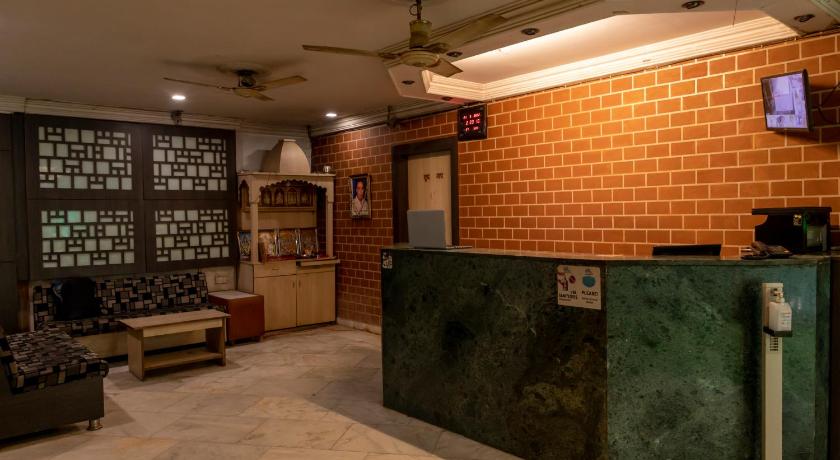 Hotel Adarsh Palace – Bhopal, IN