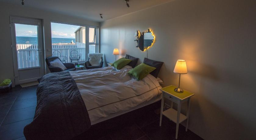 Sea View Apartment photo