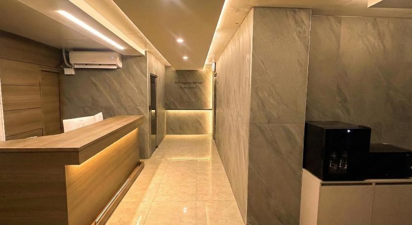 Hotel CF - image 5