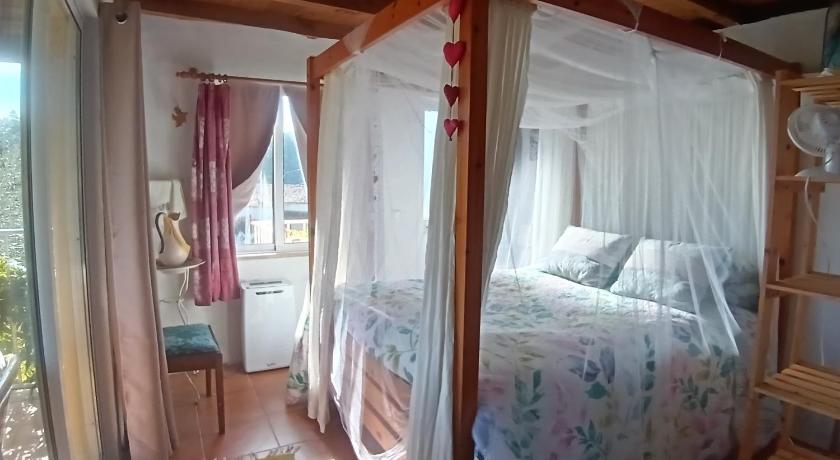 ミランダ・ド・コルヴォ Casa da Casimira 4つ星 ゲストハウス レストラン