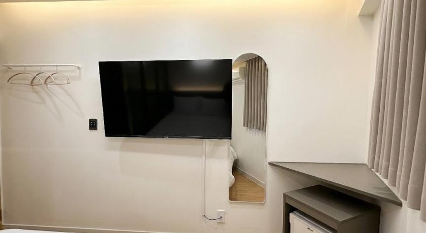 Hotel CF - image 14