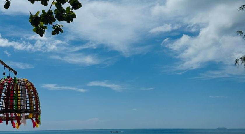 Lanta L.D. Beach Bungalows - image 46