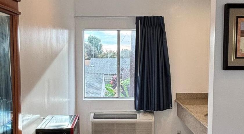 Los Angeles Budget inn Whittier Accommodation pool
