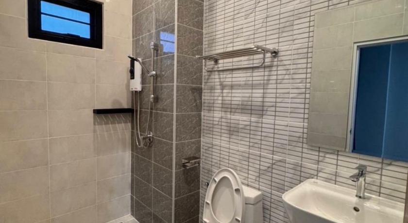 Khao Yai The Breezy Hotel 3-Star Hotel room