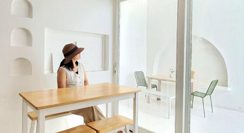 Floraison Living Villa Yogyakarta - image 13