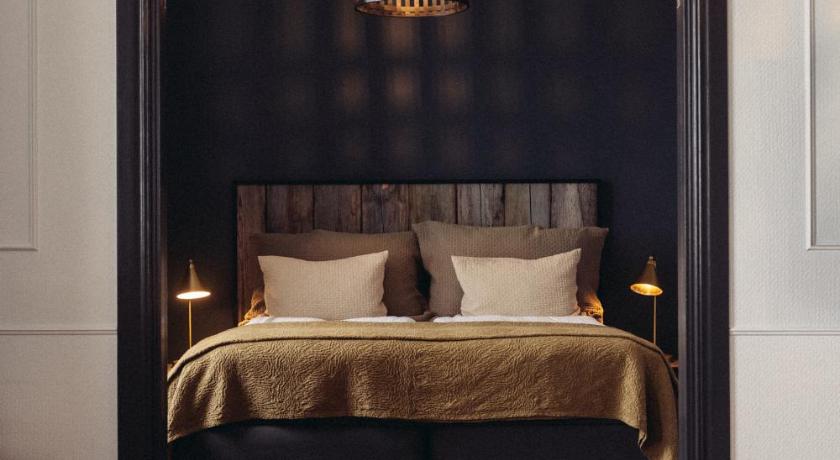 Image of Superior Double Room with Sea View (Excluding Spa) 0