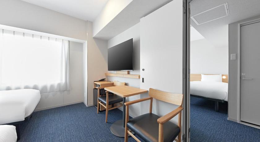 Image of Connecting Room - Non-Smoking 0
