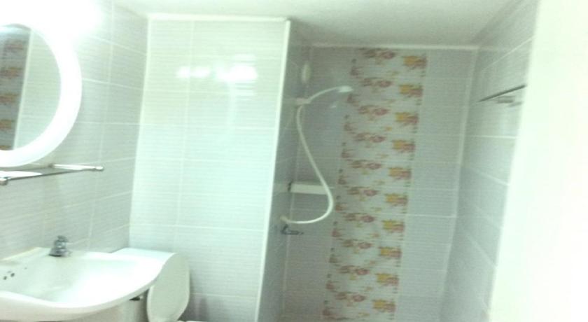 Bangkok IMPACT Challenger Muang Thong Thani Service Apartment 4-Star Hotel view