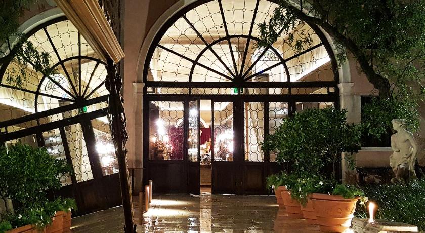 Palazzo Venart Luxury Hotel