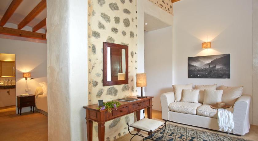Image of Junior Suite - Historic Building with Spa Access 5