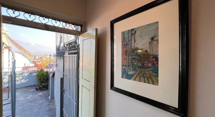 Warm and Cozy Room at Boudha Stupa — Kathmandu (3)