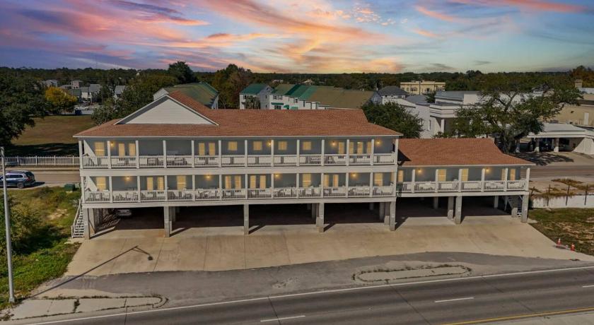 Pass Christian (MS) Pearl Room 5 4-Star Accommodation view