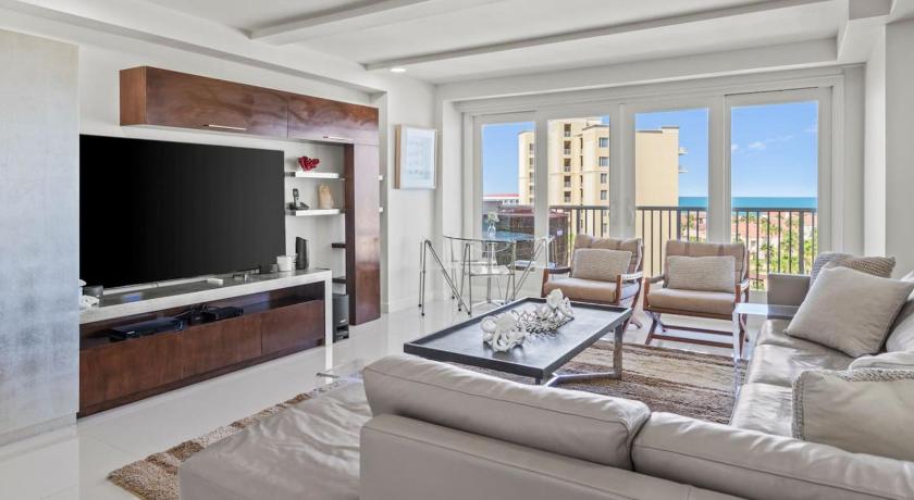 Where the Sky Meets the Sea Luxury Dream Views