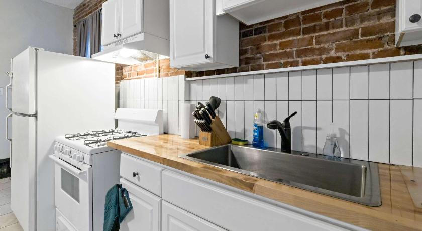 세인트 루이스 (MO) Pet-Friendly 2BR Apt w Office & Roku Free Parking in STL 4성급 숙소 전망