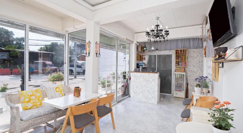 Take A Rest Donmuang Residence – Bangkok, NY