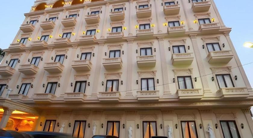 Makassar Hotel Grand Town 3-Star Hotel room