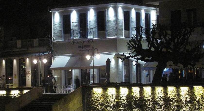 Spon Boutique Hotel photo