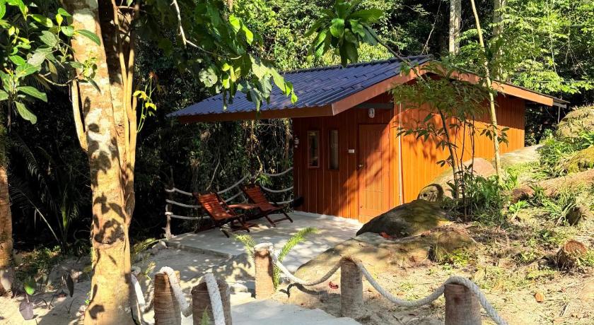 Image of Standard Bungalow with Fan 6
