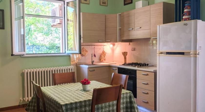 Edera Room and Apartment