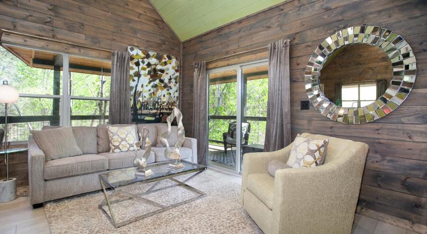 세비어빌 (TN) The Boujee Bear MTN View Hot Tub Foosball 4성급 숙소 외관