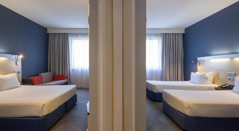 Matosinhos Holiday Inn Express Porto Exponor By IHG 3-Star Hotel room