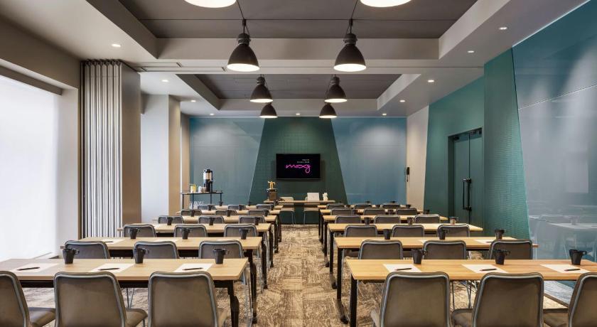 Tokyo Moxy Tokyo Kinshicho 3-Star Hotel suite