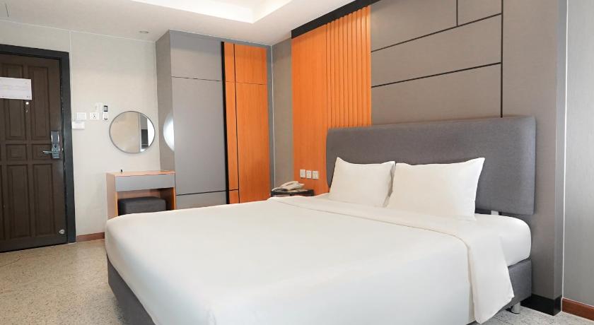 Image of Junior Suite with Balcony 0