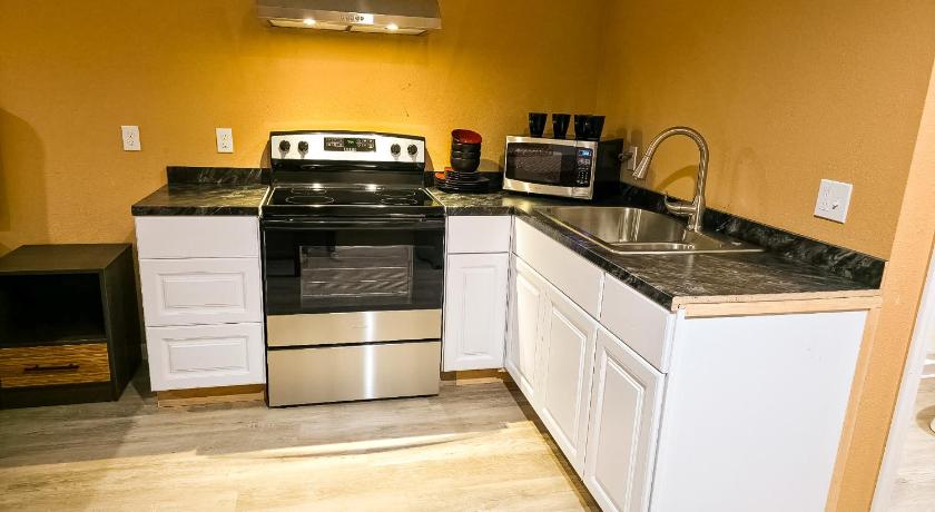 포크스 (WA) Far West Cabin-Tiny Homes Rental 3성급 숙소 수영장