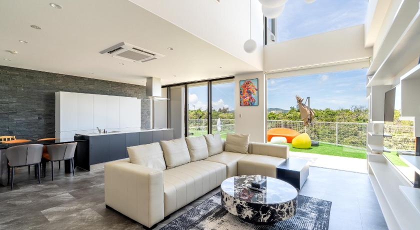 오키나와 본섬 Ocean View Villa  fuchaku okinawa (Ocean View Villa  fuchaku okinawa A) 5성급 게스트하우스 로비