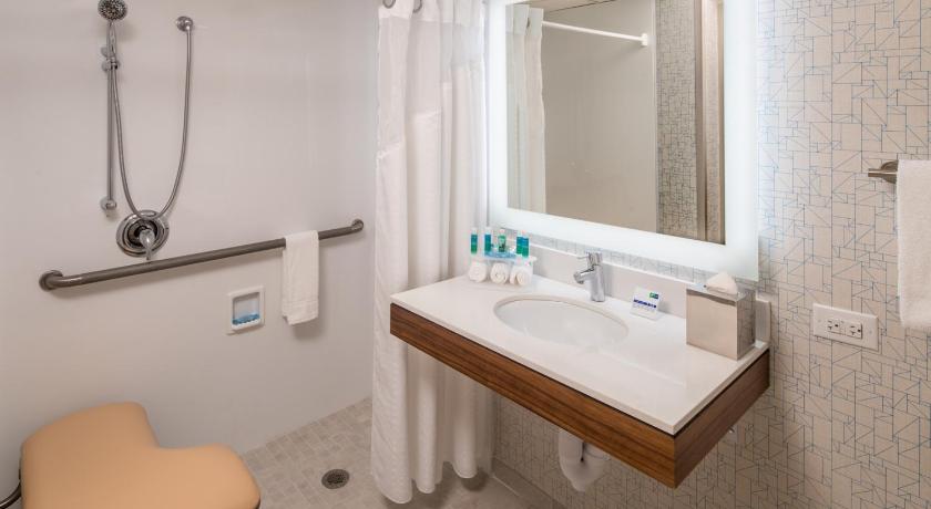 Holiday Inn Express Springfield