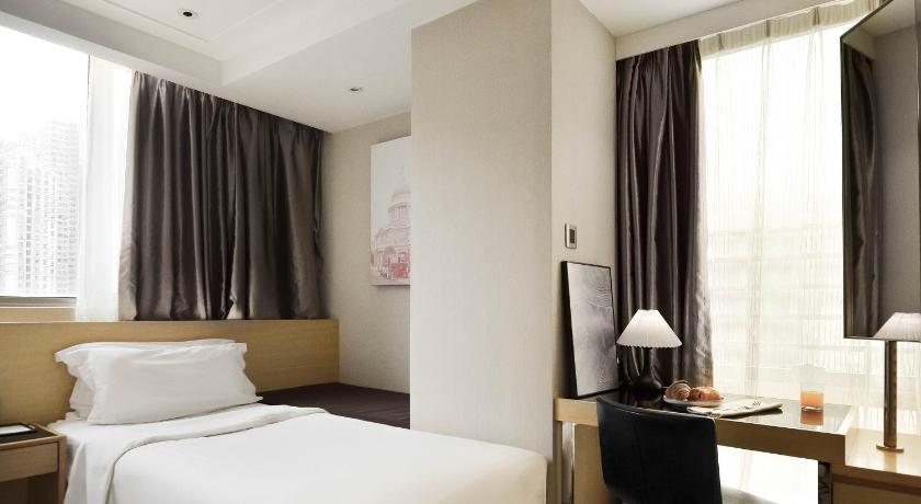 Image of Superior City View Room 0
