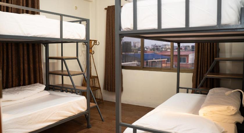 Aarya Wellness & Hostel - image 10