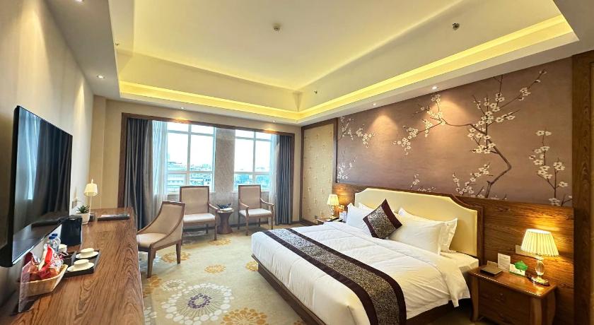 Hong Van Grand Hotel Mong cai