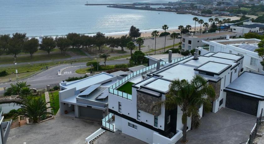 Mossel-Bay Waterfront Accommodation