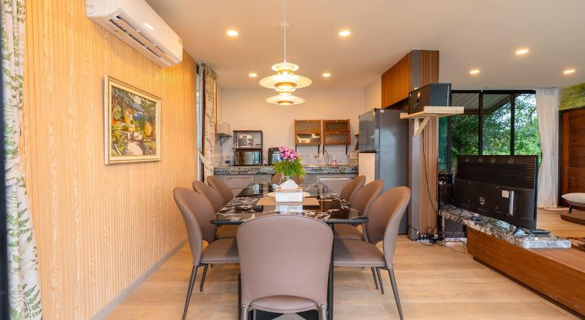 Image of Three-Bedroom Vacation Home 17