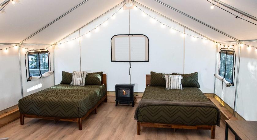 로저스 (KY) Vireo's Nest- Glamping Tent in the Gorge with AC 2성급 숙소 전망
