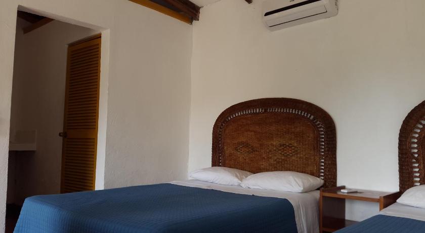 Image of One bedroom villa (on the mountain, crossing the main street) 12