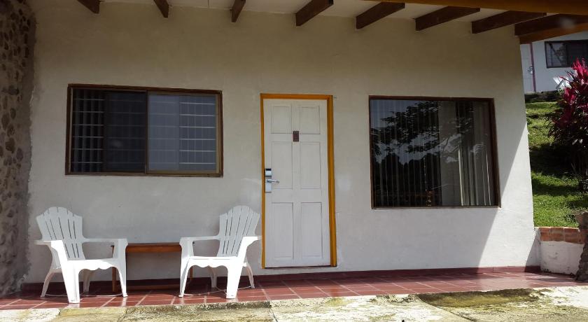 Image of One bedroom villa (on the mountain, crossing the main street) 13