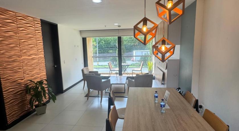 Hotel Rioverde Suite Cerca de Aeropuerto JMC