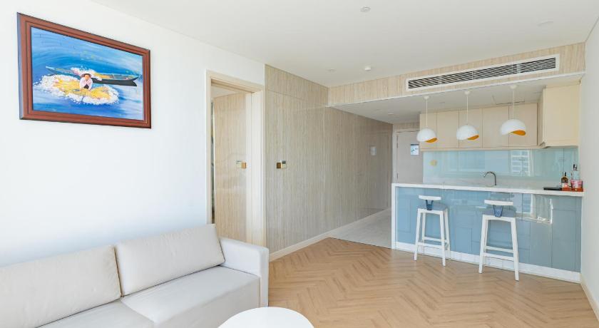 Image of Suite Ocean View 16