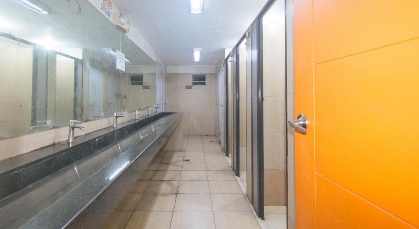 Image of Quadruple Room Shared Bathroom 10