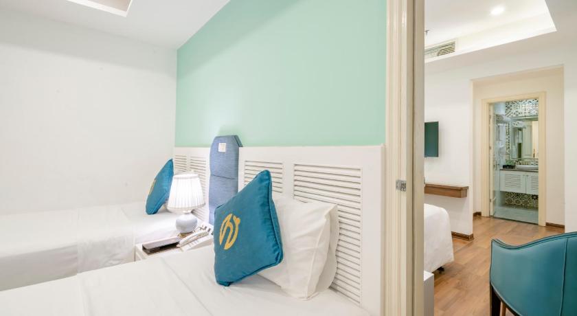 Image of Deluxe Connecting Room 5