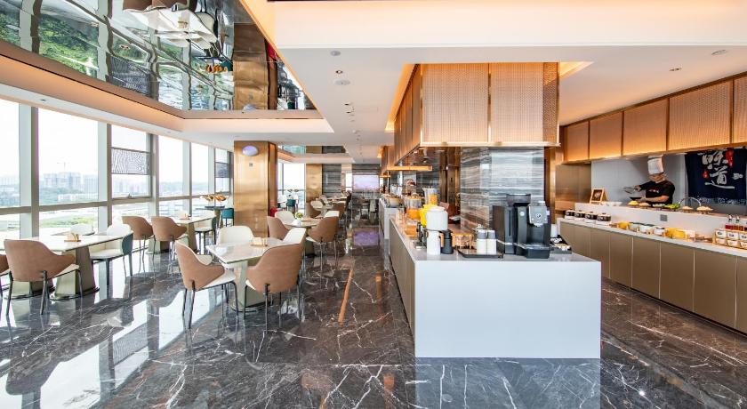 Atour Hotel Guangzhou Huangpu Development Zone Baoying Avenue Metro Station - image 2