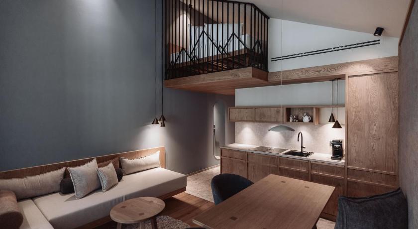 Zin Park alpine suites and SPA