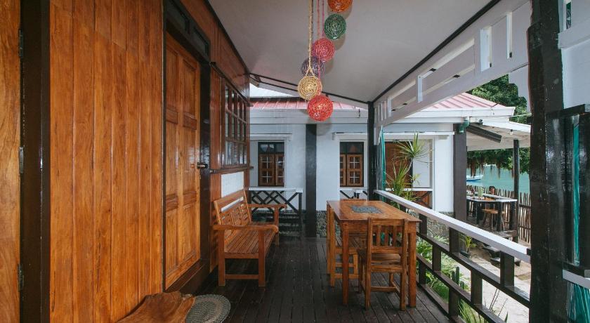 RedDoorz @ Tandikan Beach Cottages – El Nido, WI