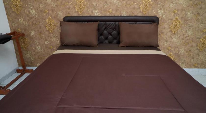 Loesje Guest House Syariah - image 14