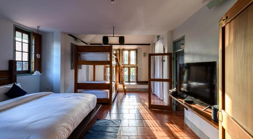 Image of Suite 1