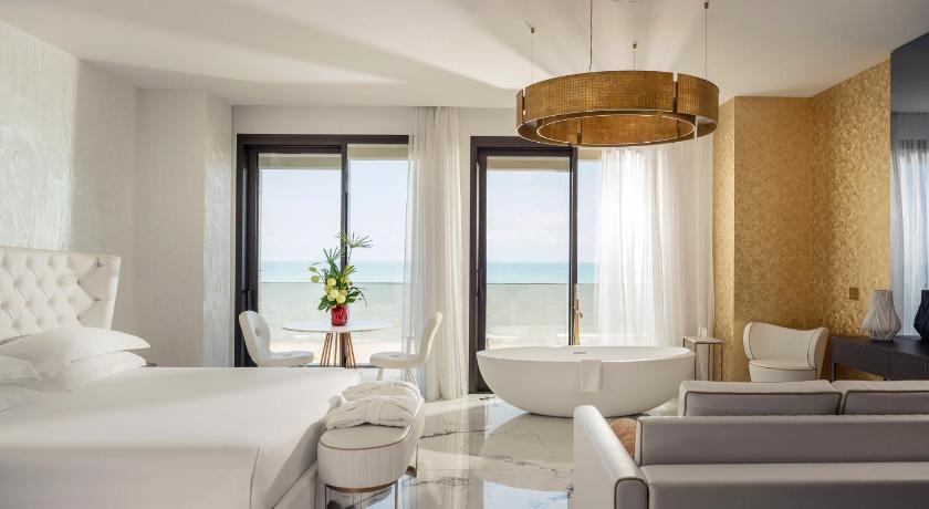 The Promenade Luxury Wellness Hotel